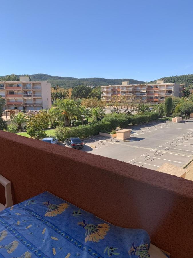 Studio cabine Les Rives de la Favière piscine et tennis les pieds dans l'eau Bormes-les-Mimosas Esterno foto