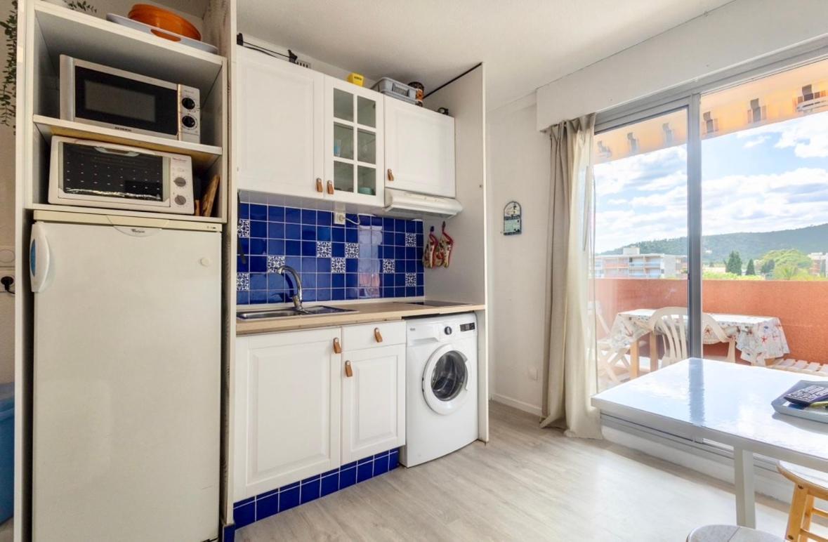 Studio cabine Les Rives de la Favière piscine et tennis les pieds dans l'eau Bormes-les-Mimosas Esterno foto